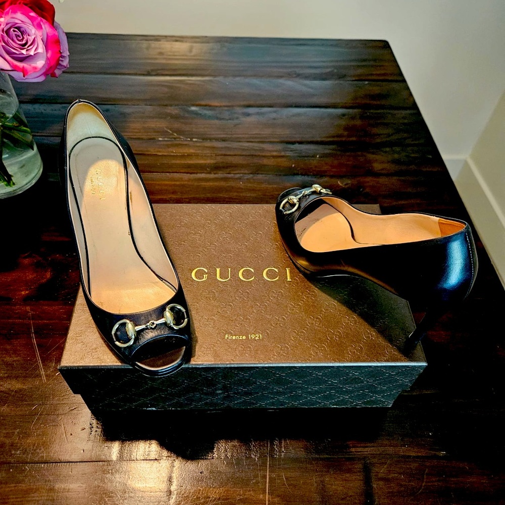Gucci | Peep Toe Pumps